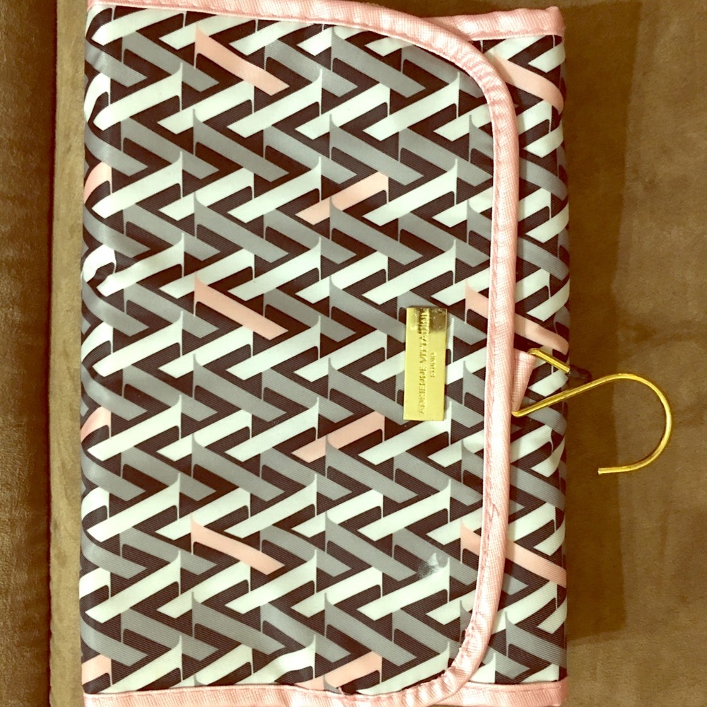 Organizing hanger bag